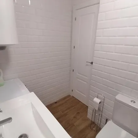 Apartamento En Primera Linea De Mar Con Parking Onades Apartment *