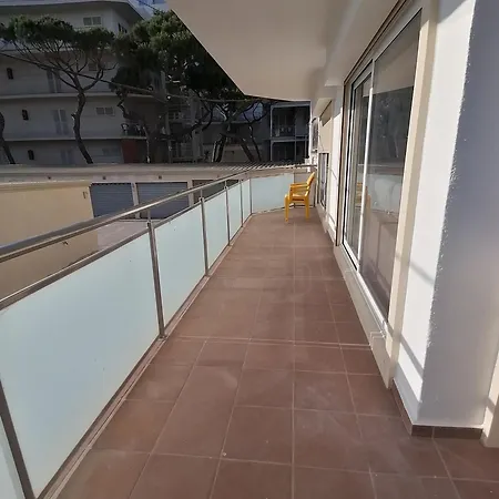 Apartamento En Primera Linea De Mar Con Parking Onades * Platja d'Aro